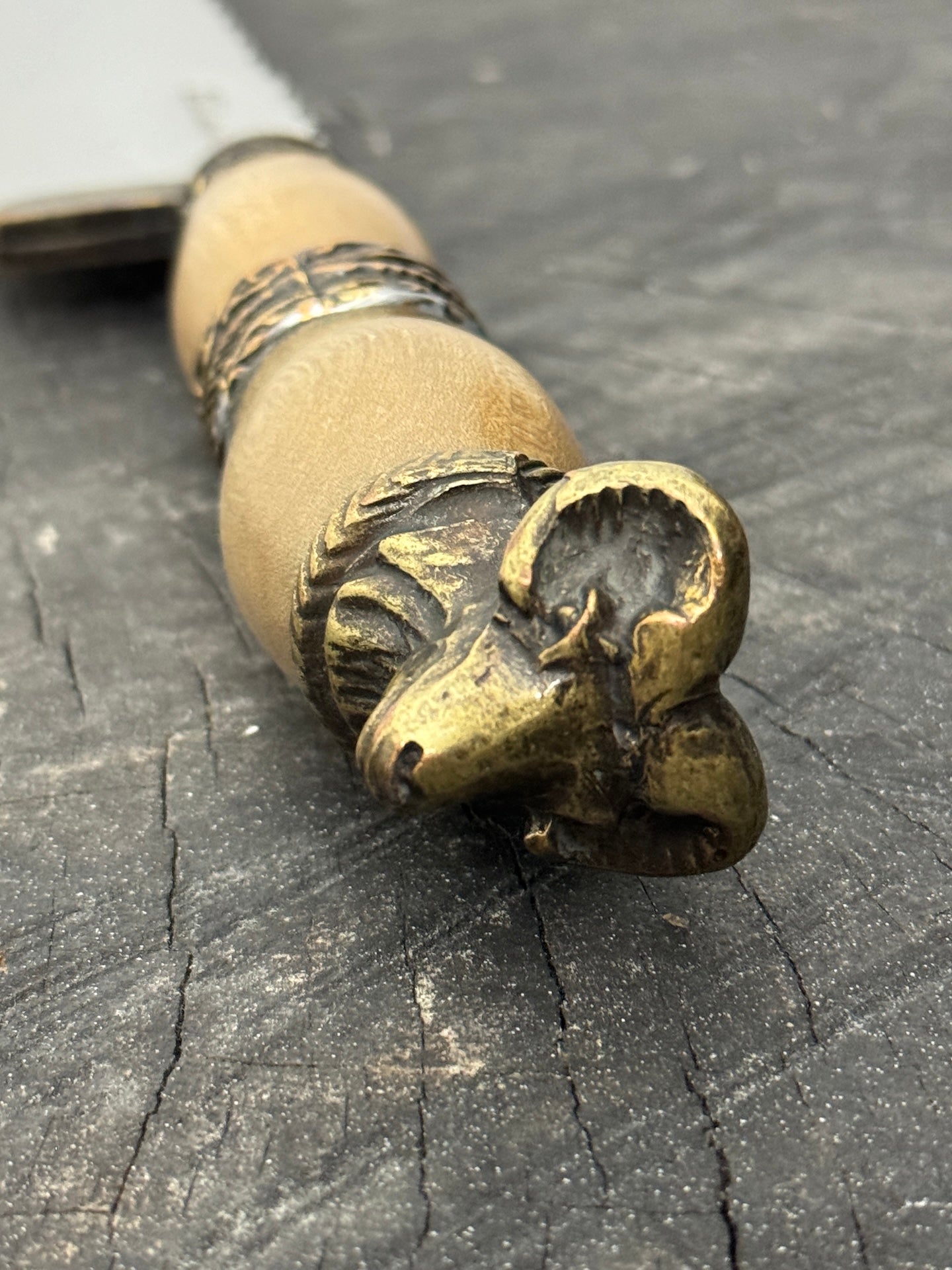 10" Butchers Knife, Native Hardwood, SS440 - 250mm