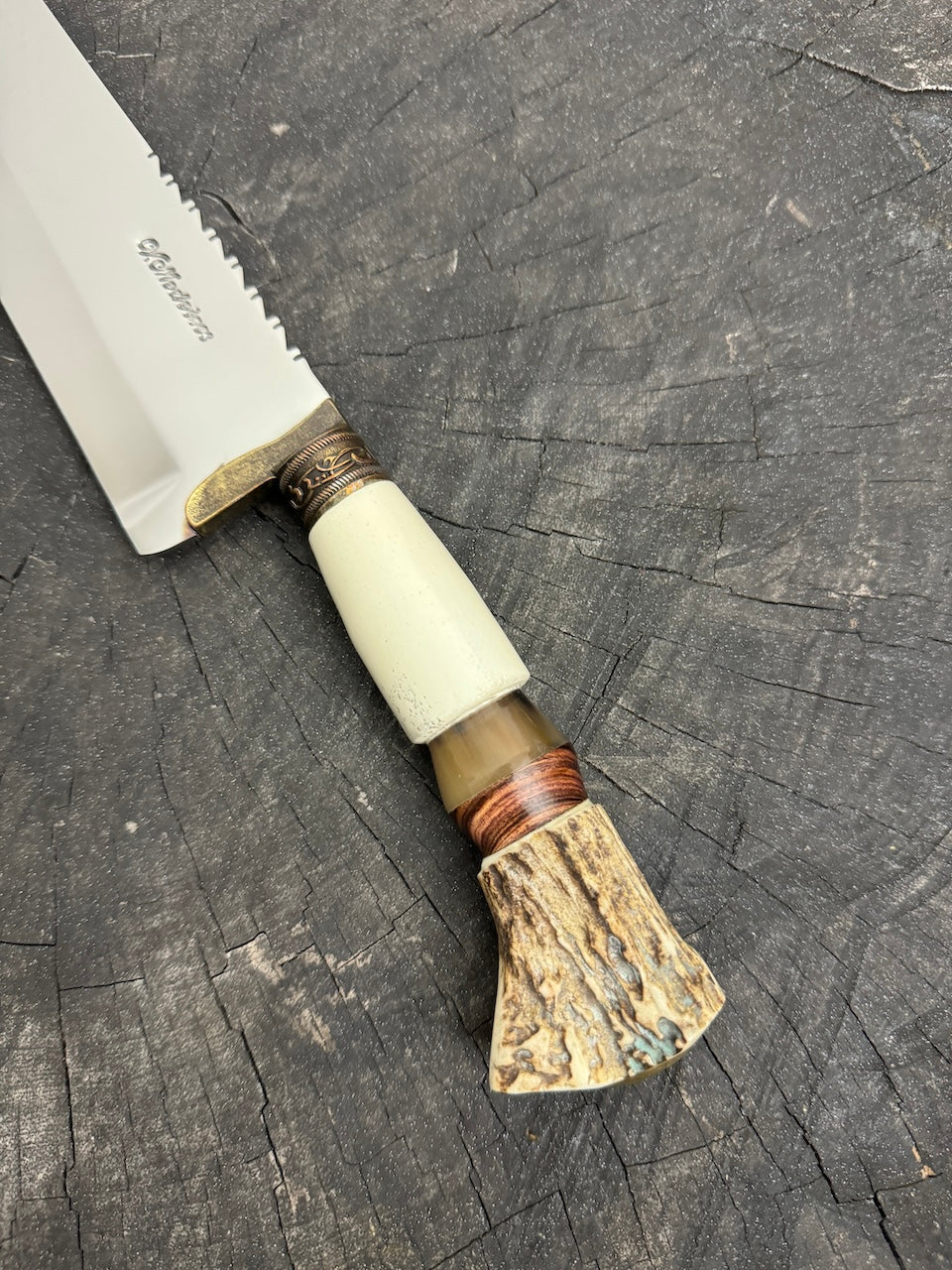 9" Bunka Pro Knife, Deer Antler, SS440 - 220mm