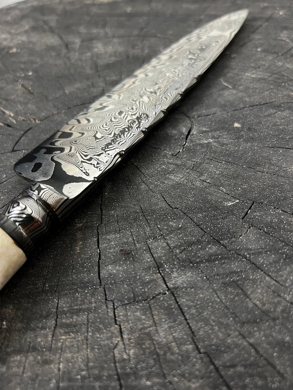 10" Damascus Knife 220 Layers, Deer Antler CS1095 15n20