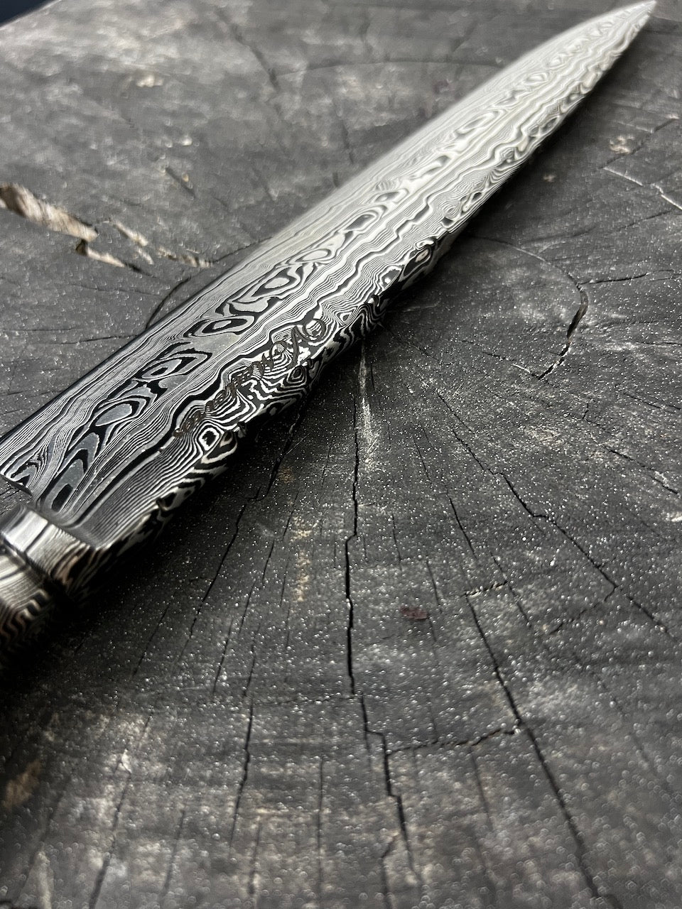 11" Damascus Knife 220 Layers, Deer Antler CS1095 15n20