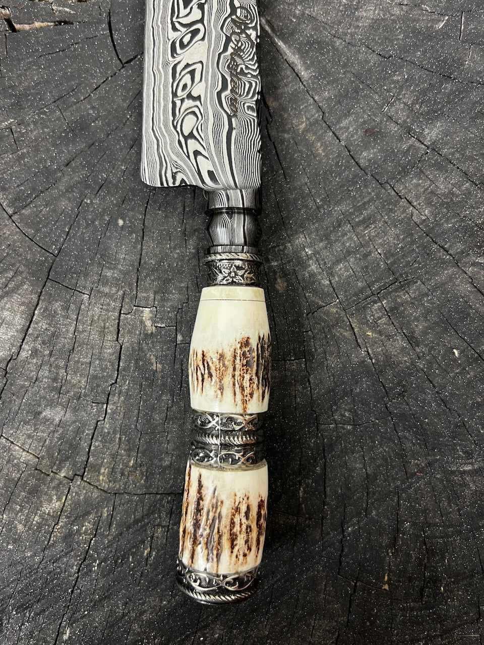 11" Damascus Knife 220 Layers, Deer Antler CS1095 15n20