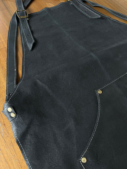 Custom Leather Apron Facas Medeiros