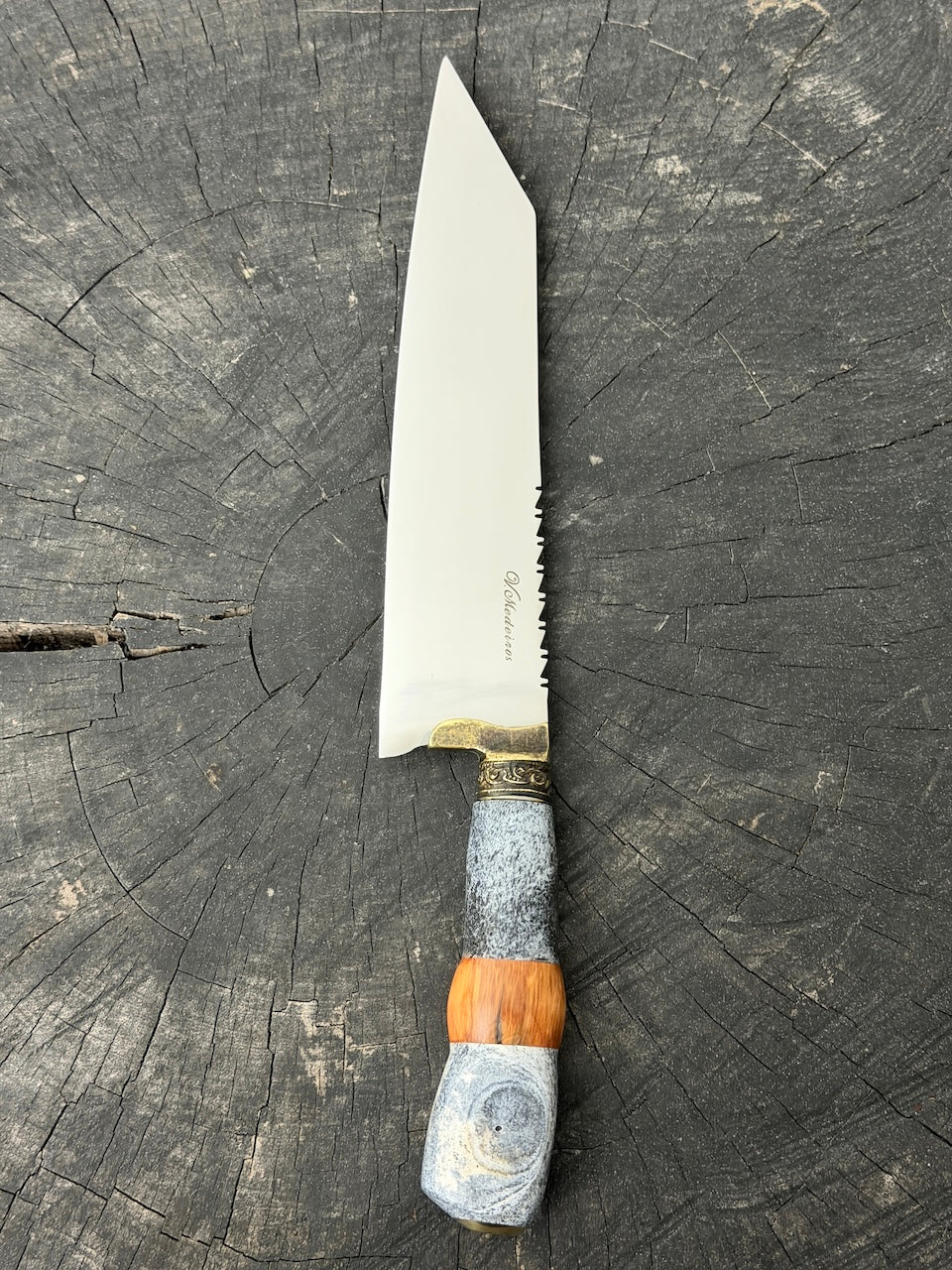 9" Bunka Pro Knife, Whale Rib Bone, SS440 - 220mm