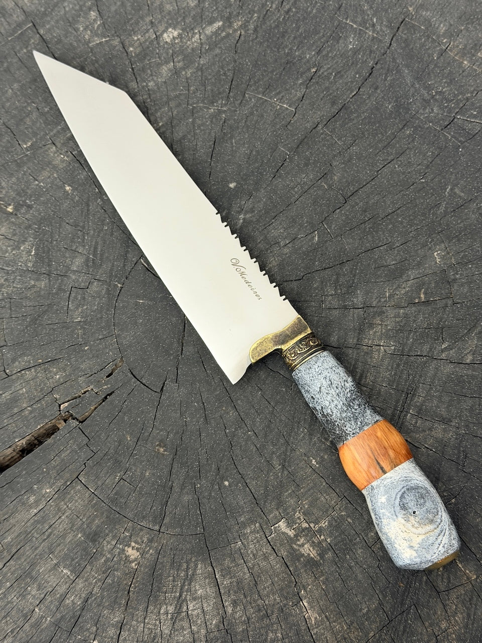 9" Bunka Pro Knife, Whale Rib Bone, SS440 - 220mm