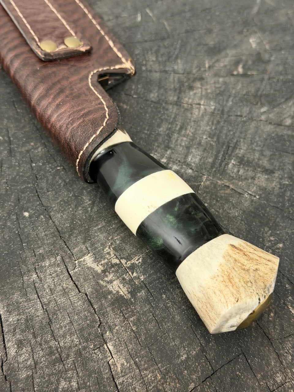 9" Artisan BBQ Knife, Custom Resin &amp; Deer Antler, SS440 - 230mm