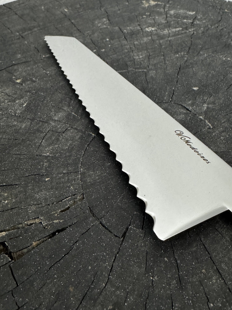 8&quot; Bread &amp; Roast Knife, Violet Jacaranda, SS420c - 200mm