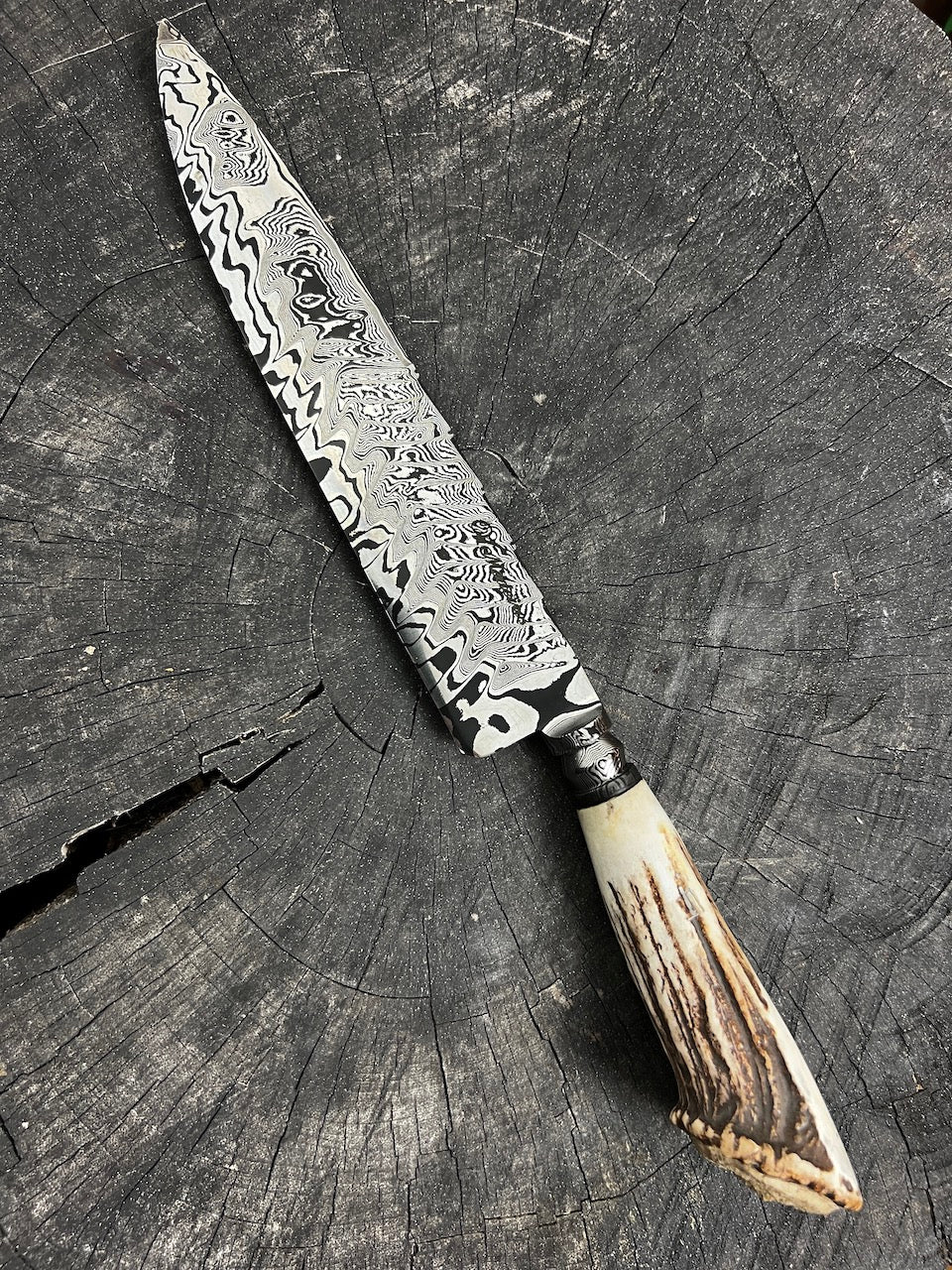 10" Damascus Knife 220 Layers, Deer Antler CS1095 15n20