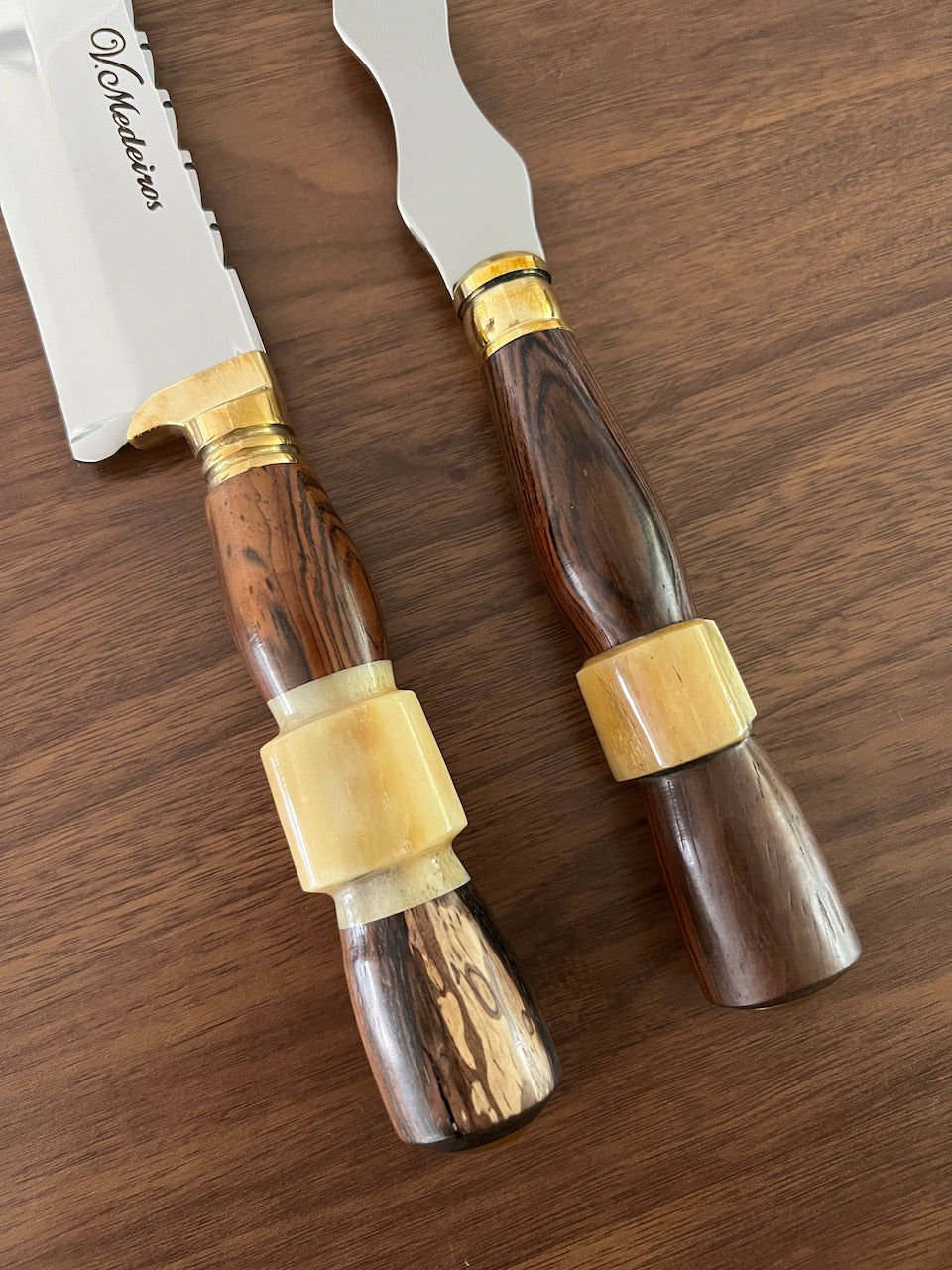 BBQ Knife &amp; Fork Duo Set of Hardwood, Ostrich Bone Handle SS440